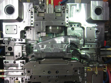 Cavidade plástica de Muti da modelagem por injeção do protótipo com matéria prima do nylon dos PP do ABS