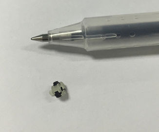 O diâmetro minúsculo super 1mm da engrenagem 3 engrenagens pretas pequenas monta no eixo