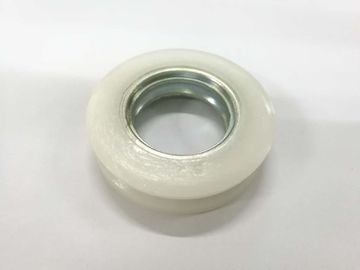 Roda plástica com alumínio da intimidação POM da correia da modelação por injeção do overmold de Metall